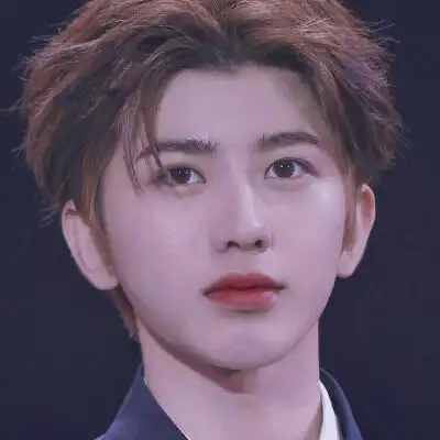 自制蔡徐坤头像.cr奎一抱图dd/禁二传二改