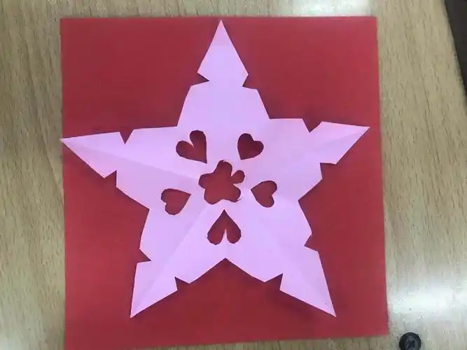 雪花图案 2五边形剪纸步骤图