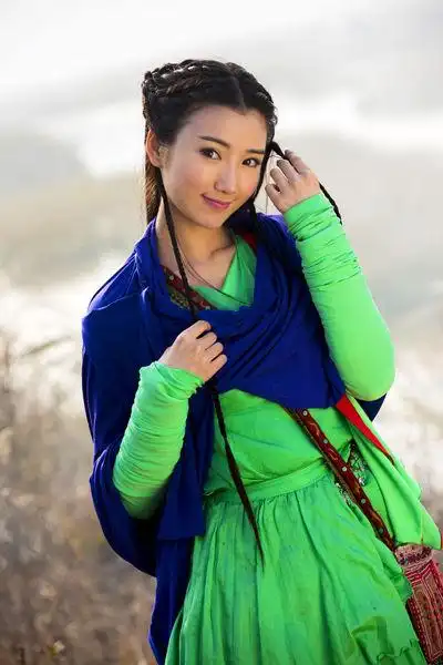 钟汉良版《天龙八部》全集将播 毛晓彤称爱上钟灵仅需1分钟