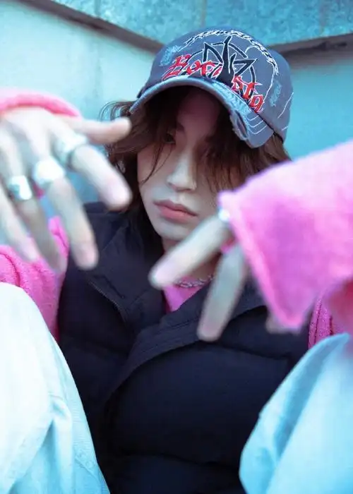 小鬼id朋克小兔兔兔##小鬼直播的状态