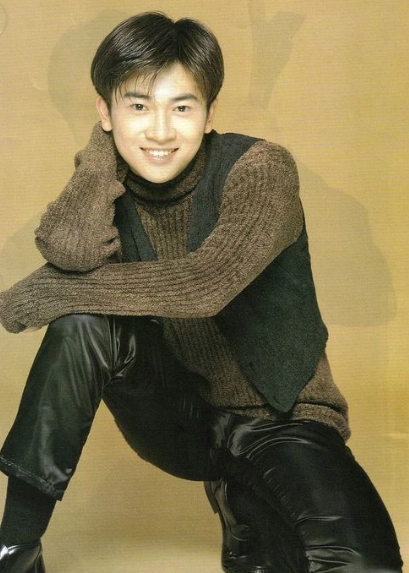 苏有朋的16岁,18岁,20岁,22岁,44岁,网友:岁月已逝不再回!