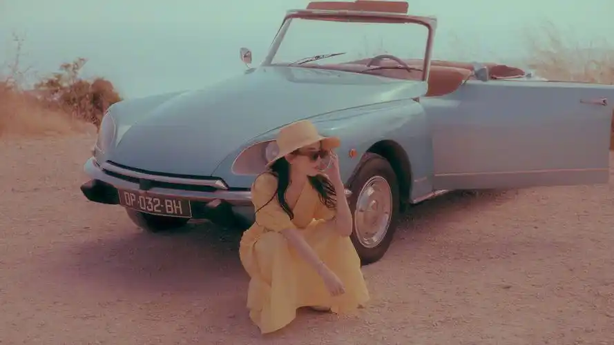 刘亦菲仙气复古高清桌面壁纸