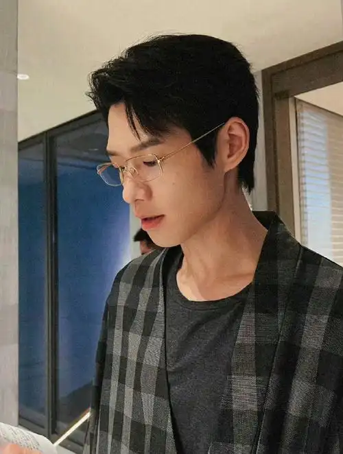 魏大勋高中同学的留言