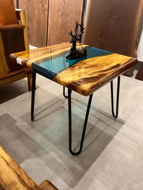 有喜欢这样的小方桌吗#源头厂家  #家具分享  #茶几  #性感树脂