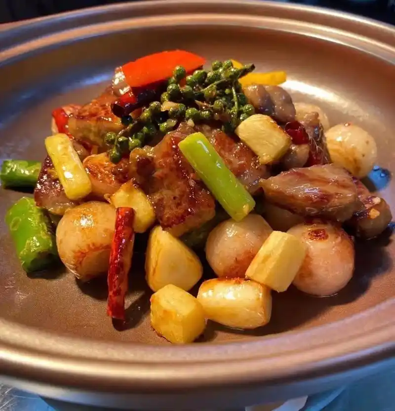 粤菜火焰雪花牛肉详细制作教程.#粤菜 #粤菜私房菜 #粤菜美 - 抖音