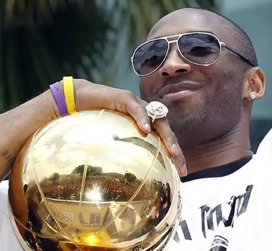 科比喜获总冠军