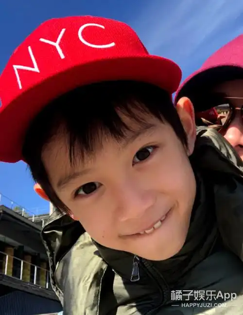 胡静的儿子,小名   牛魔王  .