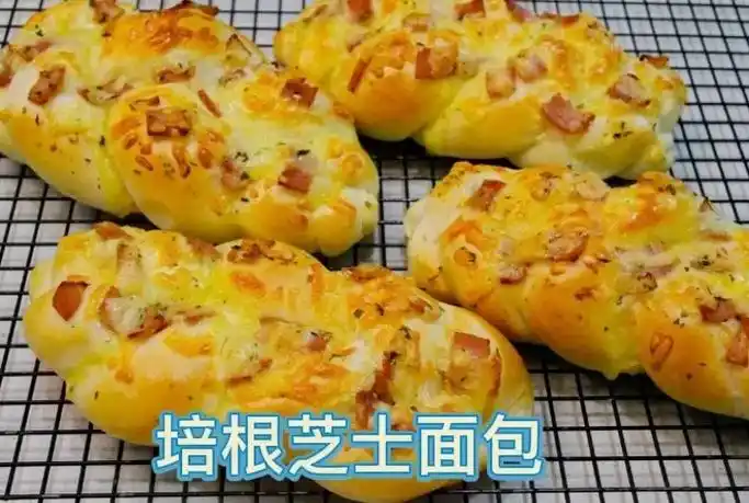 培根芝士烤面包的做法