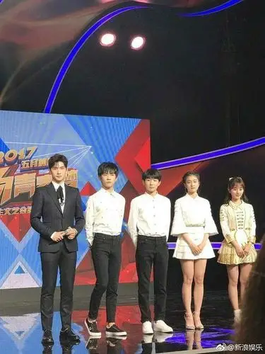 五四晚会,张艺兴,鹿晗,杨洋,易烊千玺,王源,关晓彤,鞠婧祎等等都去了