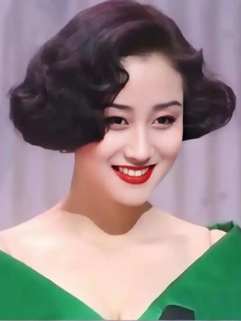 李连杰老婆 利智 - 抖音