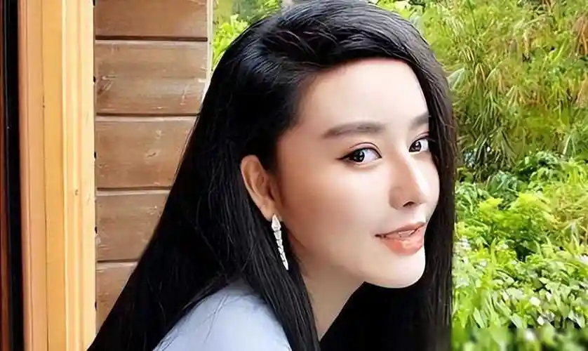 为"变"成范冰冰花800万整容,怀孕后竟发现老公外面有同性小3!