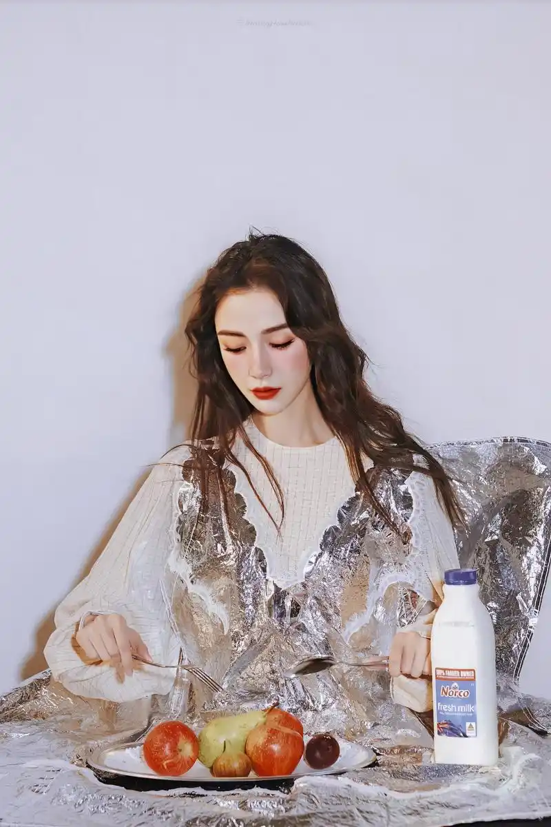 杨颖的一些杂志图