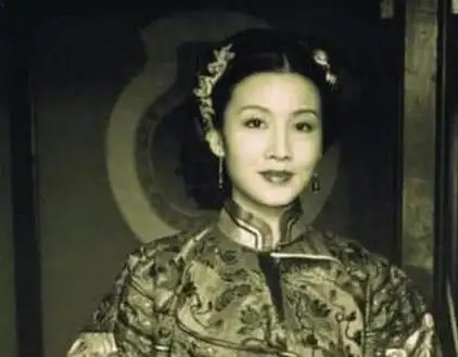 袁世凯10个老婆有多美?3个来自青楼,3个来自朝鲜,个个貌美如花