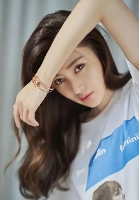 张天爱(tianai zhang)——璀璨知性,展现魅力之美