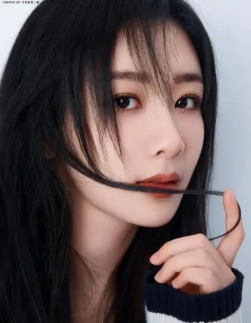 李沁国家秘密培养她9年,转身却踏进娱乐圈,背后原因令人感慨