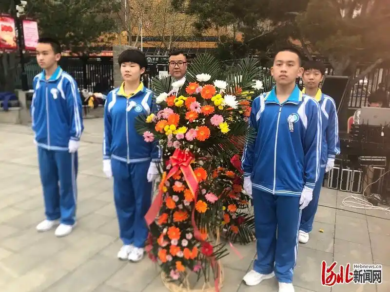 河北省石家庄市第九中学举行清明祭奠英烈暨诗文诵读活动