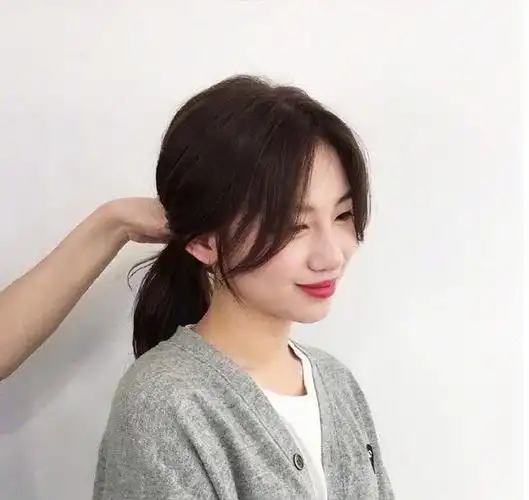 9款低马尾造型示范,温柔甜美系!-发型- 女人街