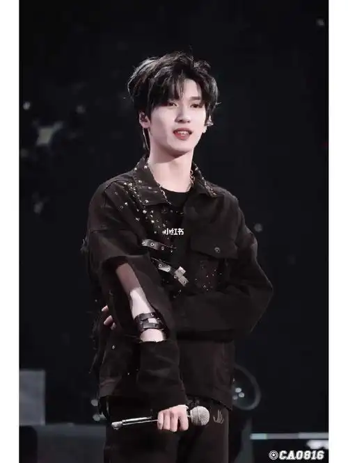 tnt时代少年团  #严浩翔  #时代少年团严浩翔  #挑染  #巴比伦