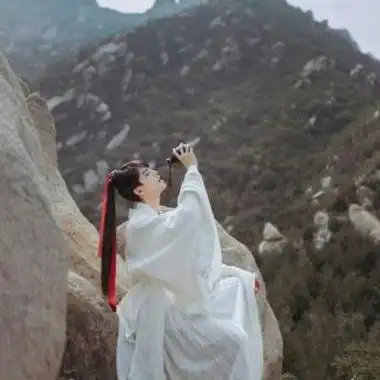 霸气喝酒古风男生头像真人