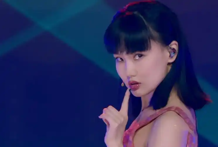 宝藏姐姐黄龄吵架从来没输过,怼完薛之谦怼评委,太霸气了!