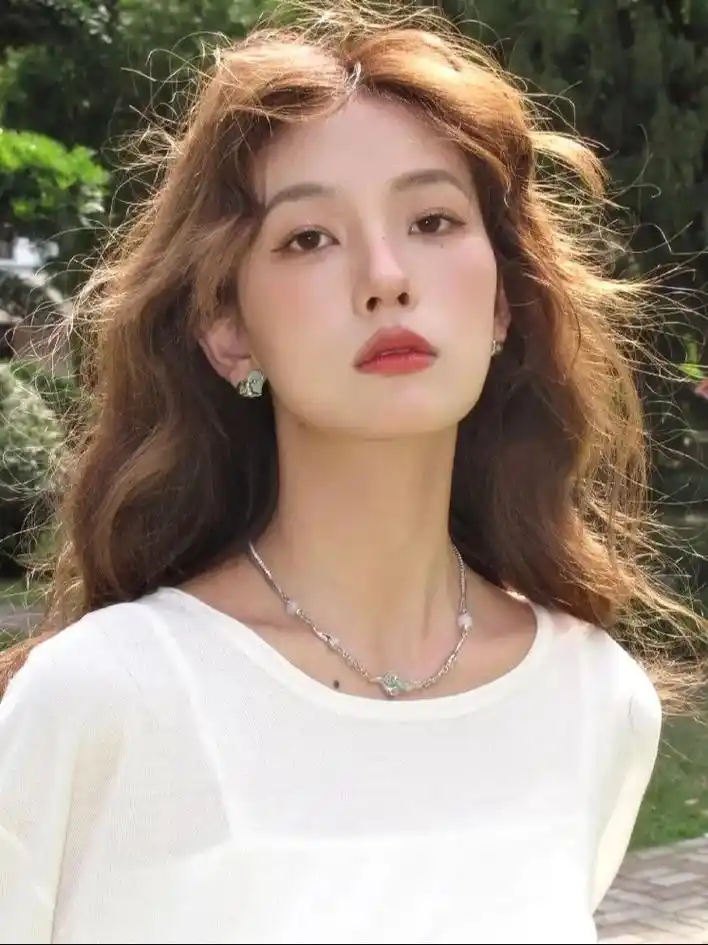 发型是女生的第二张脸.发型真的是提升人气质的关键呀!