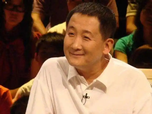 盘点小眼睛的男明星,自带喜感萌萌哒!