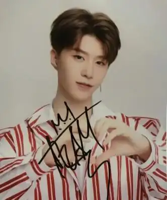 npc的签名,范丞丞的签名很可爱,小鬼的签名让人眼前一亮!