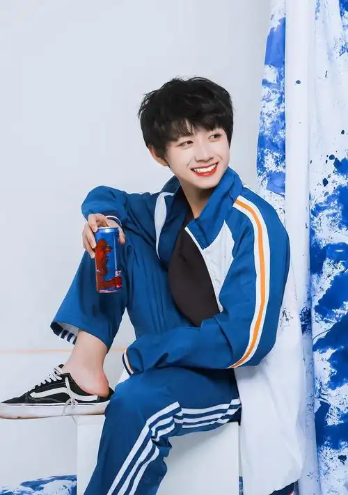 【tf家族】「tf少年进化论-迷宫」—朱志鑫个人solo《呼吸》