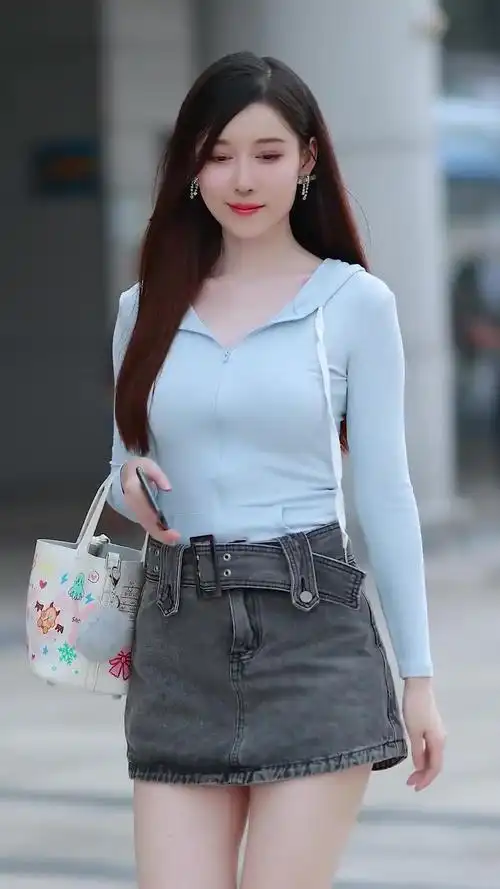 的小姐姐 #高颜值美女 #大长腿 这也太哇塞了@张愚愚99 #完美身材