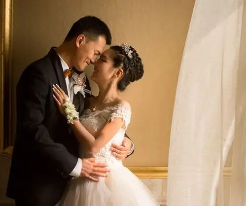 昔日超女张含韵被曝新恋情张靓颖婚姻狗血叶一茜成大赢家