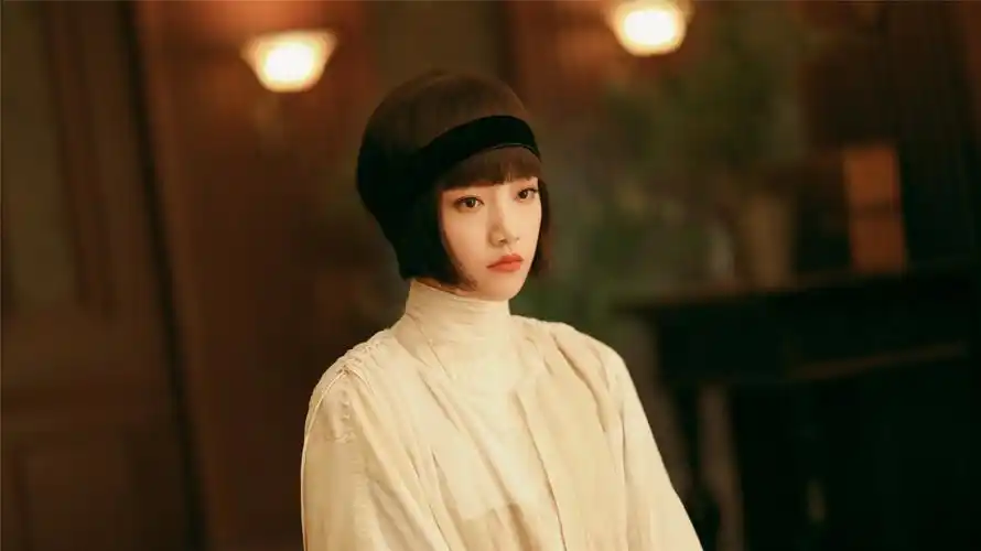 烈火军校吴佳怡追爱受挫独自落泪