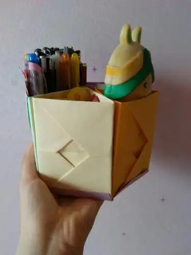 折纸铅笔盒的制作方法