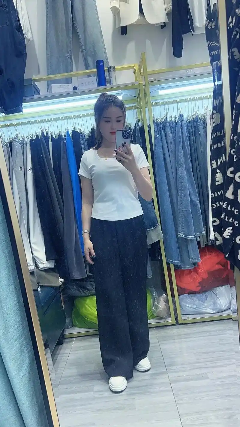 确实啊,一米五的个子真的好矮,可以的话谁不想拥有大长腿呢?是 - 抖音