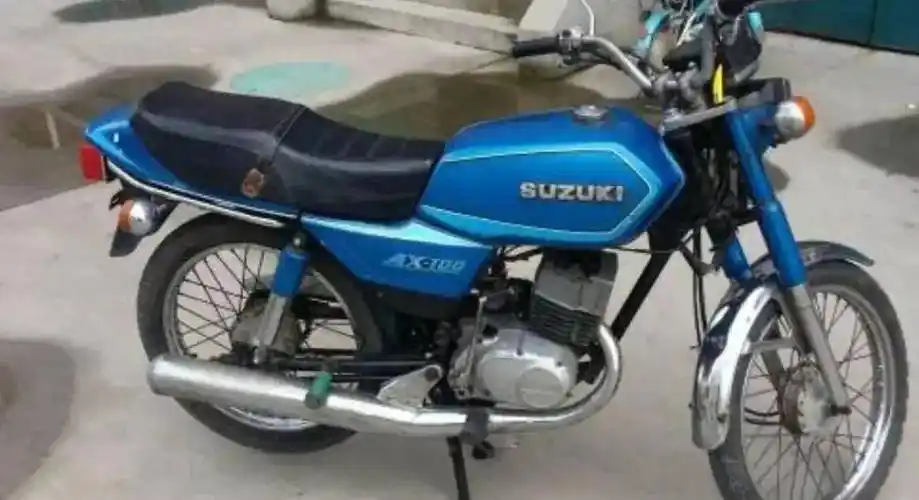 经典神车,金城-铃木ax100成为一代人的回忆_搜狐汽车_搜狐网