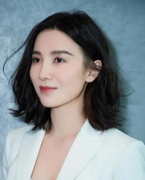 多部剧全面开花,分身乏术的小宋佳状态为何这么好?