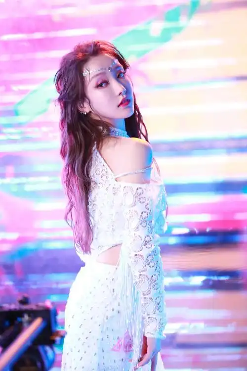 上天入地 姜贞羽!