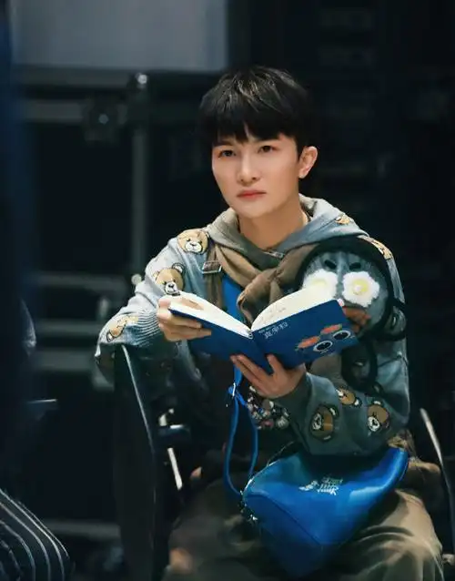 周深开始推理吧开播剧照