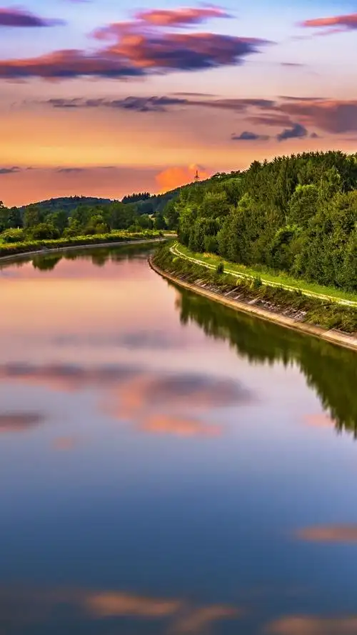 壁纸 河,树,云,黄昏 3840x2160 uhd 4k 高清壁纸, 图片, 照片