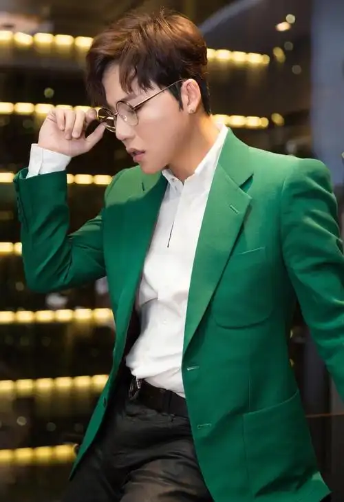 刘维图片 刘维《江苏卫视跨年演唱会》图片