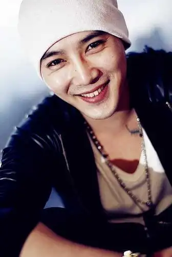 《非常完美》李桢航个人资料介绍