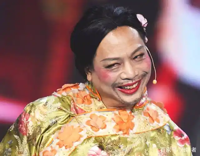 在影视作品中如花这个角色,可以说是有一些恶心,也承担了许多的搞笑之