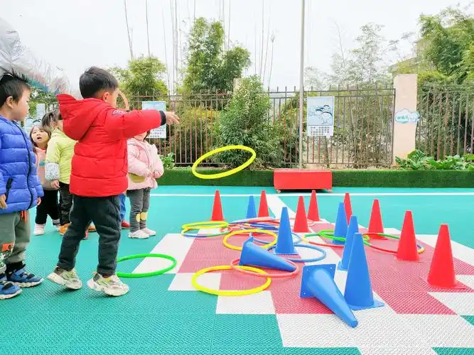 圈圈游戏—"套圈圈"