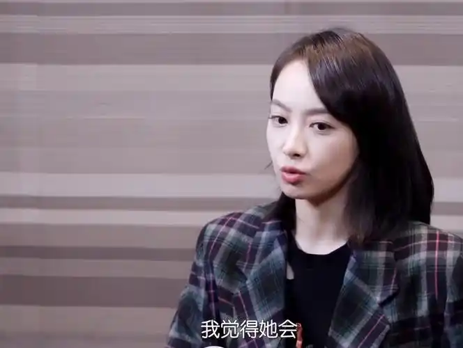 韩庚 宋茜(宋茜和s.m体面分手1年,逃出造星工厂后,她该有多么庆幸)