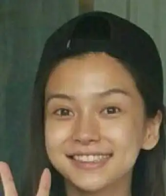 angelababy卸下女神偶像包袱 真实素颜出镜被批丑