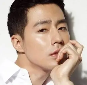 赵寅成头像赵寅成的帅气图片