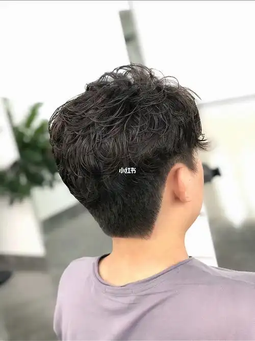 男士纹理帅气烫发
