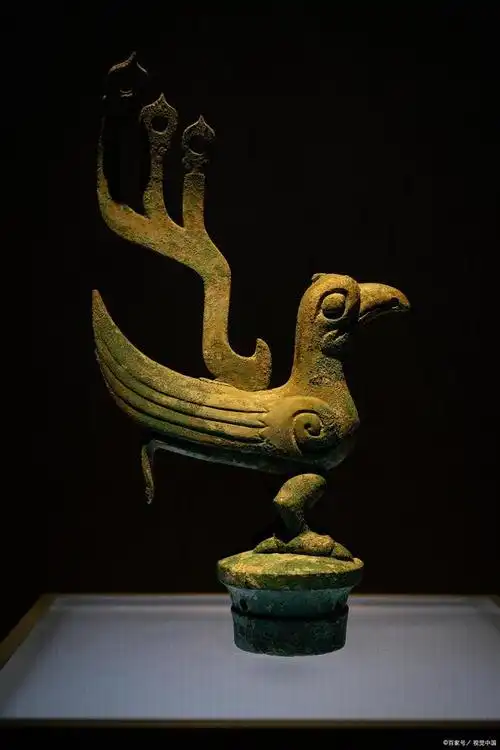 三星堆是外星文明吗,出土的文物,怎么和《山海经》里记载的一样