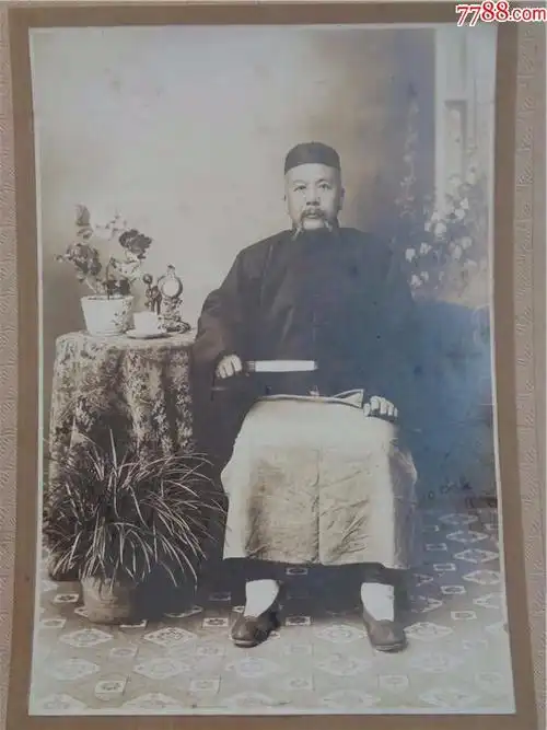 民国时期中华照相馆拍摄的人物大照片,老照片_第2张