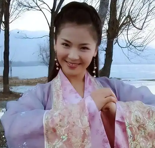 王珂:我那偏爱豪门的贤妻刘涛,在我破产后,变成了"捞金女王"|胡军