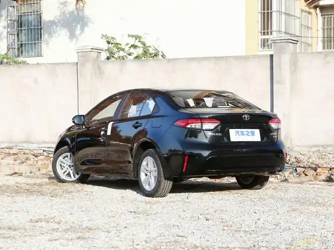 广汽丰田 雷凌 2022款 185t cvt豪华版